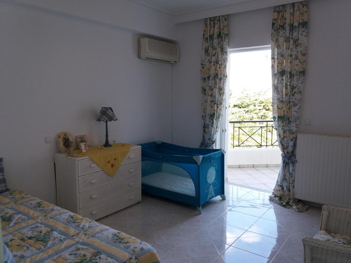 Beach House Villa Неа-Макри Номер фото